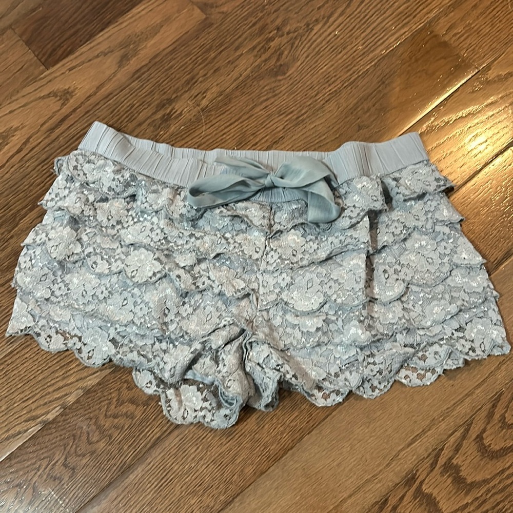 Aerie grey lace shorts size small
